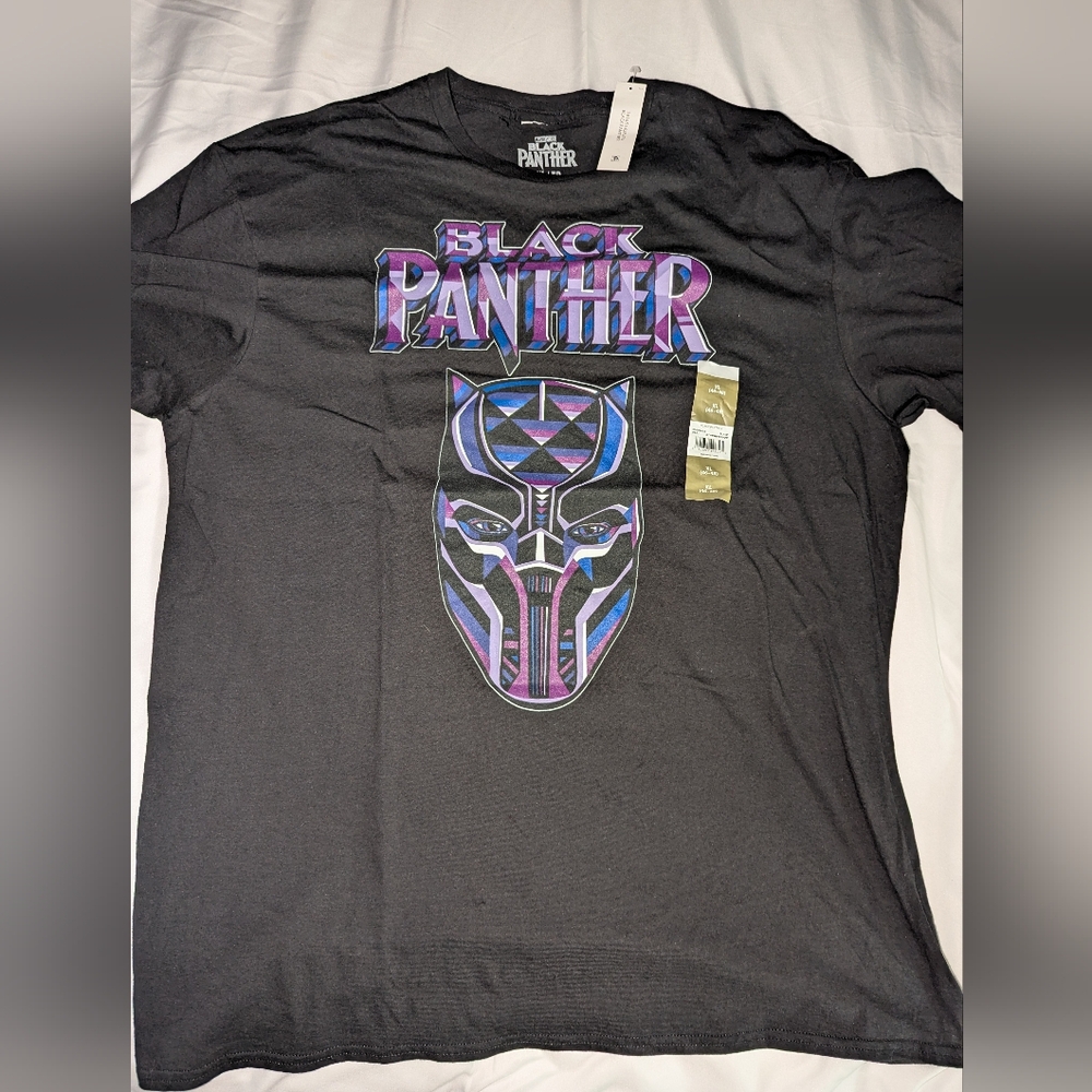 NWT Men's XL Black Panther Graphic Print Black Short Sleeve T-shirt